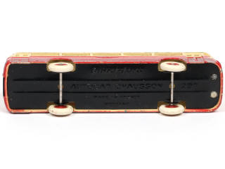 Lot 452 - DINKY TOYS (FRANCE) (1)