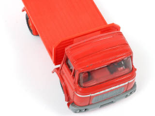 Lot 425 - DINKY TOYS (FRANCE) (1)