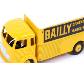 Lot 419 - DINKY TOYS (FRANCE) (1)