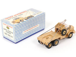 Lot 438 - DINKY TOYS (FRANCE) (1)