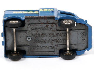 Lot 392 - DINKY TOYS (FRANCE) (1)