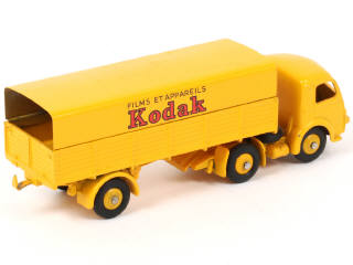 Lot 416 - DINKY TOYS (FRANCE) (1)