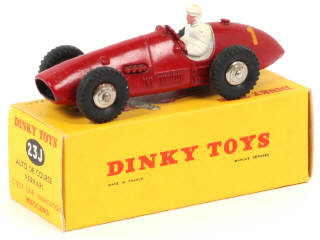 Lot 306 - DINKY TOYS (FRANCE) (1)