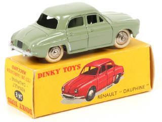 Lot 316 - DINKY TOYS (FRANCE) (1)