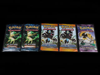 Lot 126 - POKEMON COMPANY (USA) (5)