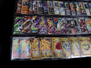 Lot 215 - POKEMON COMPANY (USA) (60)