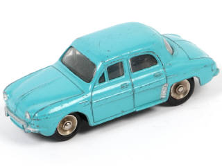Lot 136 - DINKY TOYS (FRANCE) (1)