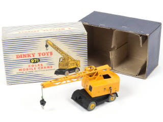 Lot 37 - DINKY TOYS (GB) (1)