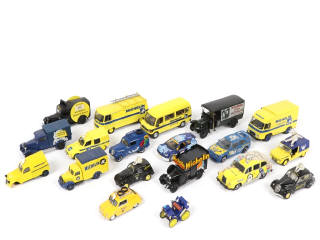 Lot 76 - DIVERS (19)