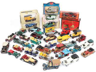 Lot 92 - DIVERS (39)