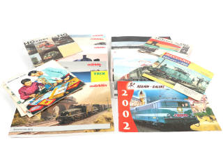 Lot 3 - DIVERS (23)