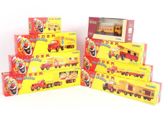 Lot 255 - CORGI TOYS (GB) (8)