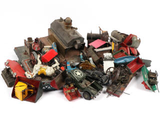 Lot 143 - DIVERS (26)