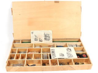 Lot 117 - DIVERS (7)
