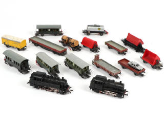 Lot 239 - MÄRKLIN 'HO' (ALLEMAGNE) (16)
