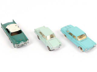 Lot 288 - DINKY TOYS (FRANCE) (3)