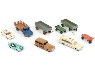Lot 285 - DINKY TOYS (GB) (9)