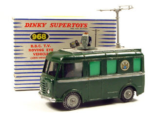 Lot 174 - DINKY TOYS (GB) (1)