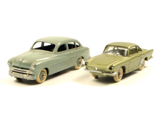 Lot 72 - DINKY TOYS (FRANCE) (2)