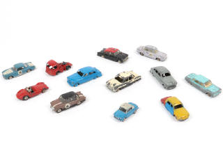 Lot 237 - DINKY TOYS (GB) (12)