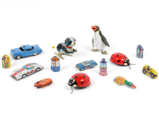 Lot 177 - DIVERS (14)