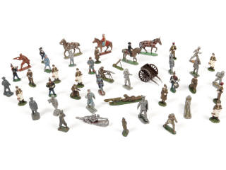 Lot 9 - DIVERS (44)