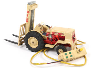 Lot 97 - CRAGSTAN TOY (JAPON) (1)