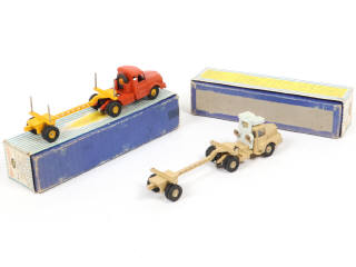 Lot 265 - DINKY TOYS (FRANCE) (2)