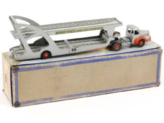Lot 259 - DINKY TOYS (FRANCE) (1)