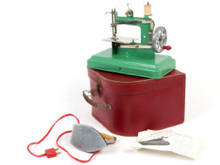 Lot 184 - DIVERS (22)