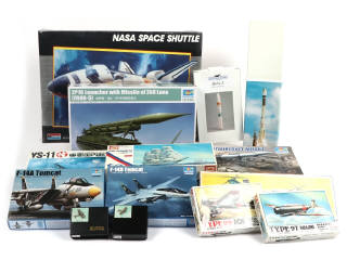 Lot 17 - DIVERS (14)