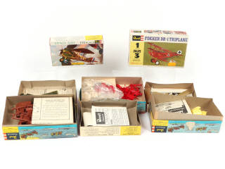 Lot 29 - REVELL (USA) (16)