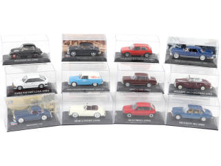 Lot 94 - DIVERS (12)