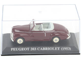 Lot 94 - DIVERS (12)