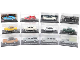 Lot 95 - DIVERS (12)