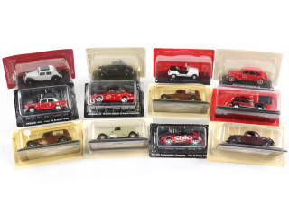 Lot 86 - DIVERS (12)