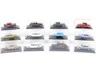 Lot 99 - DIVERS (12)