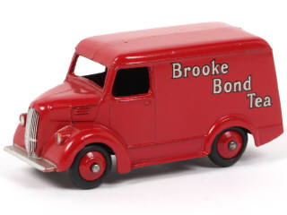 Lot 164 - DINKY TOYS (GB) (1)