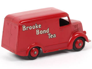 Lot 164 - DINKY TOYS (GB) (1)