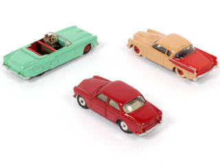 Lot 204 - DINKY TOYS (GB) (3)