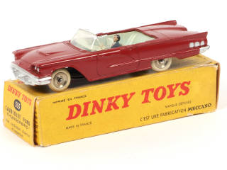 Lot 242 - DINKY TOYS (FRANCE) (1)
