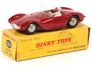 Lot 219 - DINKY TOYS (FRANCE) (1)