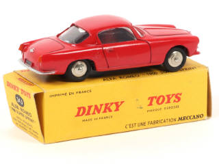 Lot 227 - DINKY TOYS (FRANCE) (1)