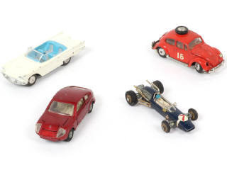 Lot 92 - CORGI TOYS (GB) (4)