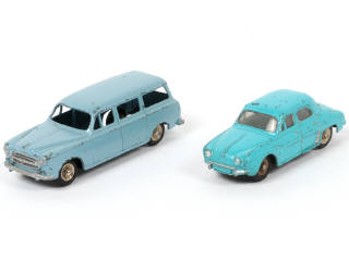 Lot 262 - DINKY TOYS (FRANCE) (2)