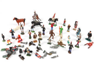 Lot 7 - DIVERS (45)