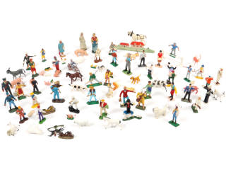 Lot 8 - DIVERS (98)