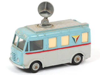Lot 70 - DINKY TOYS (GB) (1)