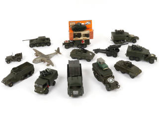 Lot 9 - DIVERS (20)