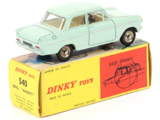 Lot 319 - DINKY TOYS (FRANCE) (1)